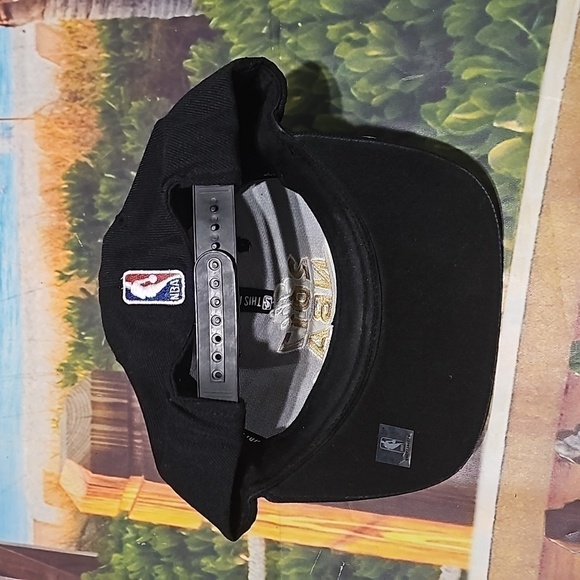 Adidas‎ Cleveland Cavaliers 2016 NBA Finals Champions Snapback - Picture 6 of 6